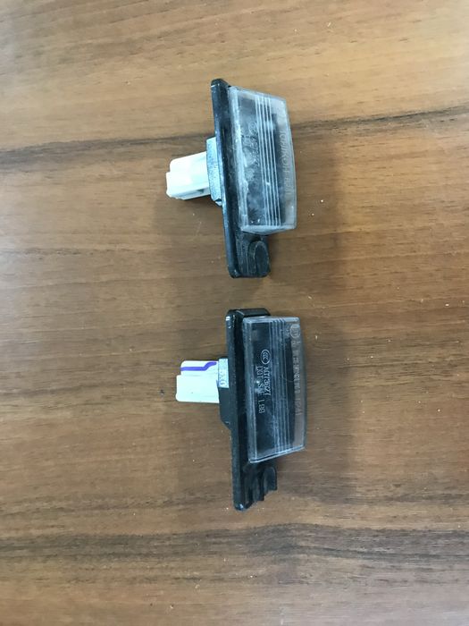 Nissan Rogue задні фанарі