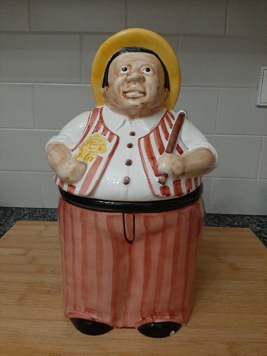 Boleira em cerâmica