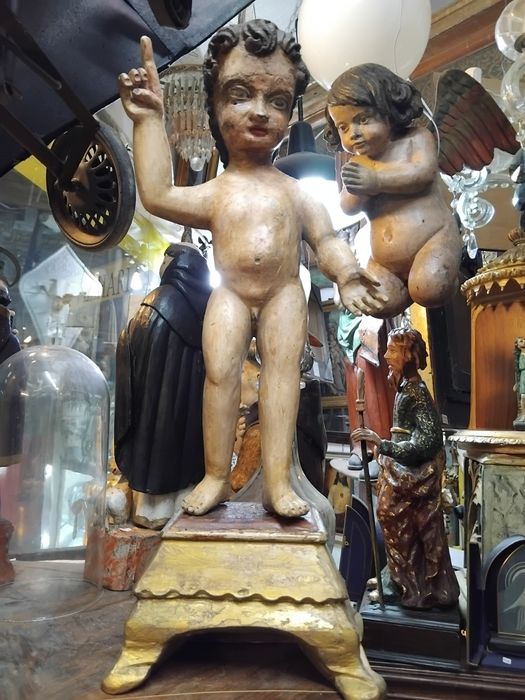 Menino jesus  antigo em madeira