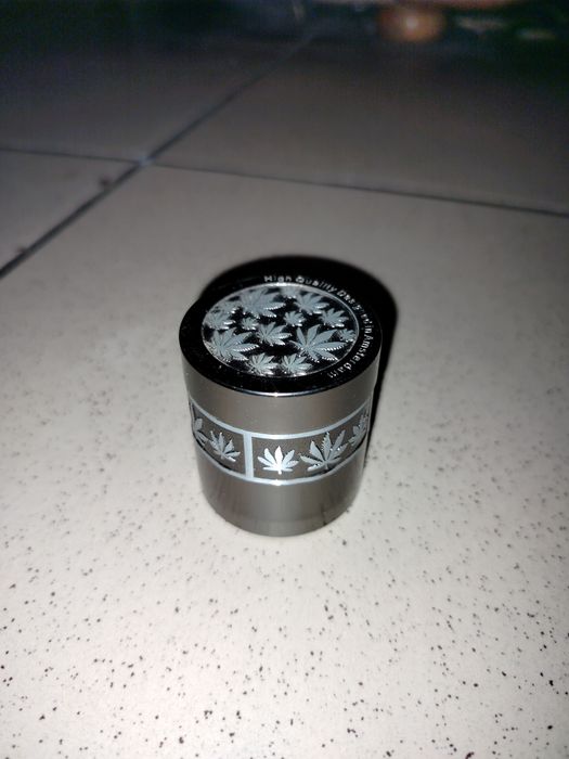 Bibułki RAW z filterkami,metalowa lufka ATOMIC+5x sitka,lufka papieros