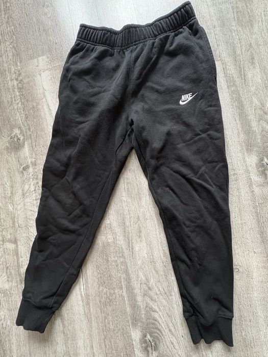 Dresy Nike rozm.s