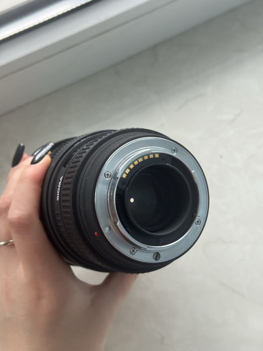 Обʼєктив Sigma 24-70 1:2.8 EX DG