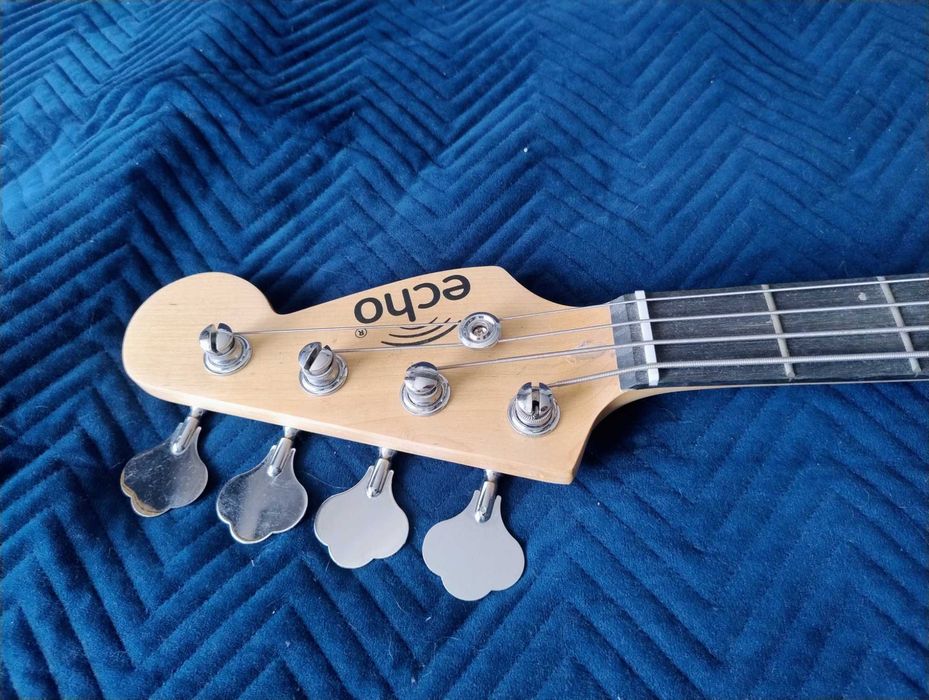 Gitara basowa typu PRECISION BAS