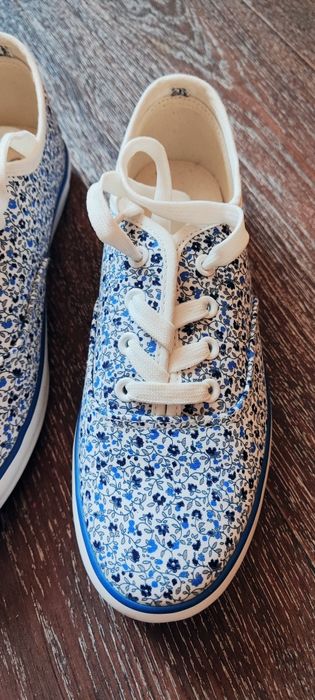 Кеди, мокасини 37-38 розмір