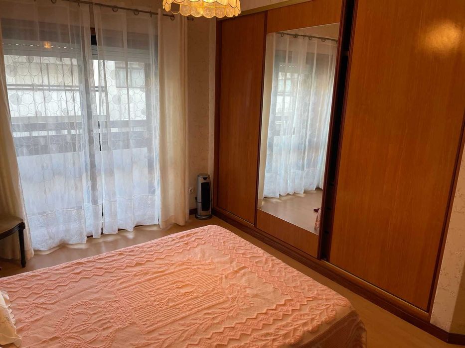 Apartamento T3 mobilado em Espinho