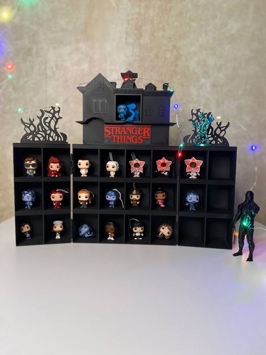 Поличка для фігурок Kinder Joy Stranger Things. Дивні дива стенд.