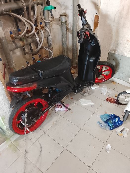 Vendo mota scooter elétrica