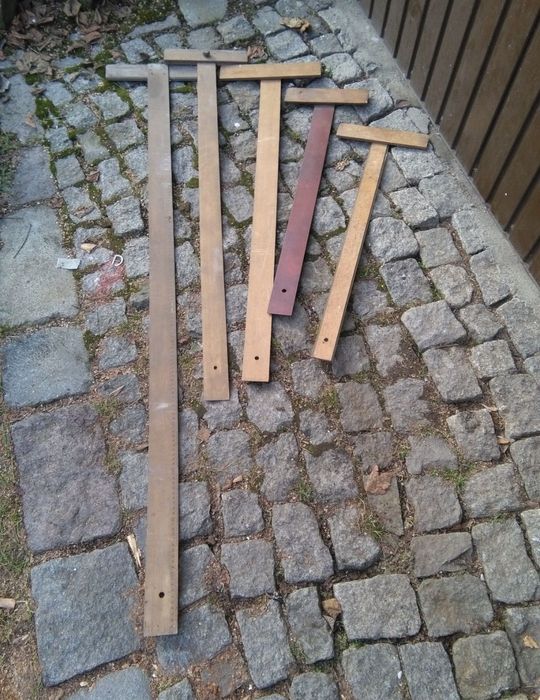 Przykładnica kreślarska, drewniana przykładnica