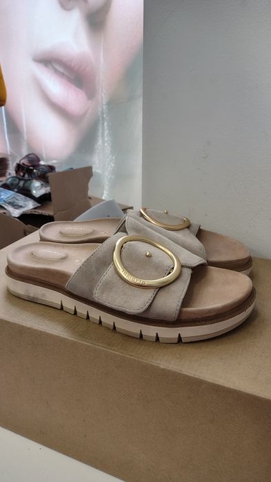 Tamaris Comfort zamszowe klapki damskie rozmiar 38