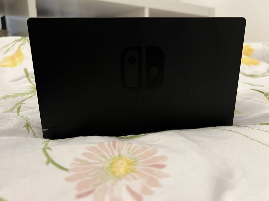 Nintendo Switch V1 + Kontroler TOTK + Akcesoria