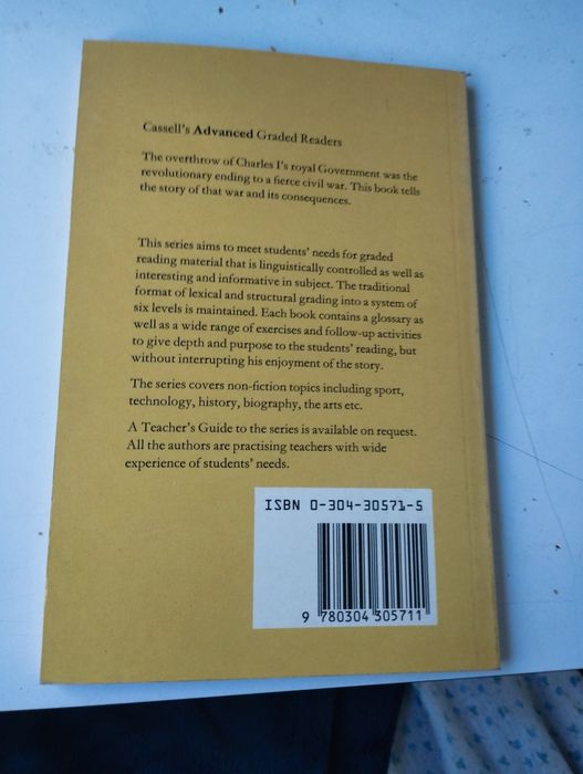 Livro "Spotlight on The English Revolution"