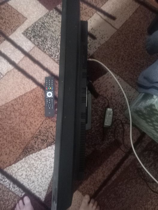 Телевізор Grundig діагональ 32