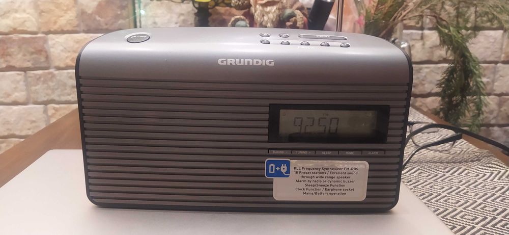 Радиоприемник, Радіоприймач Grundig Music 61 — Ідеальний стан