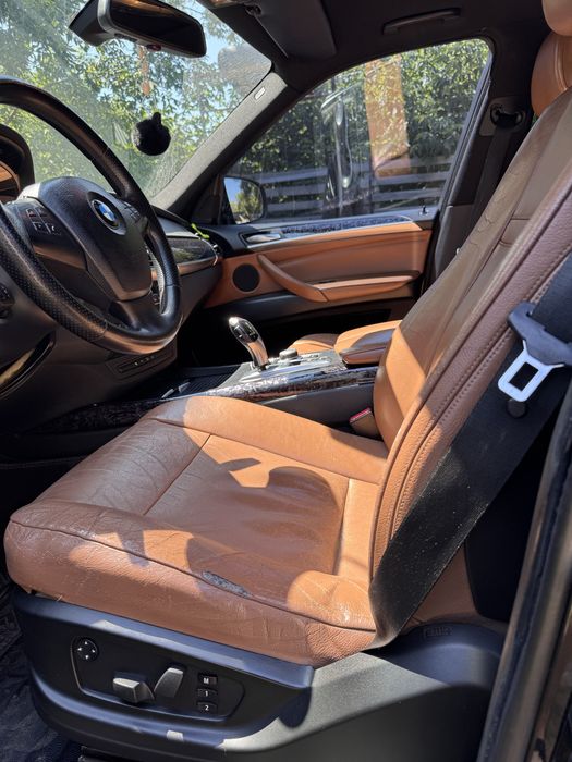 Продам BMW X5 E70