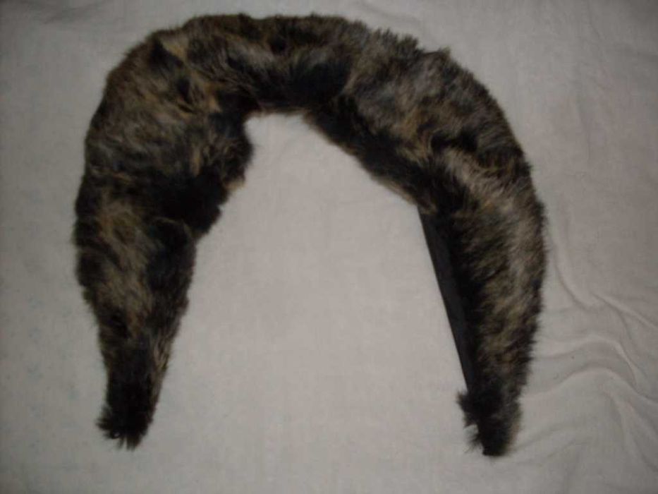 шарфік  середнього розміру