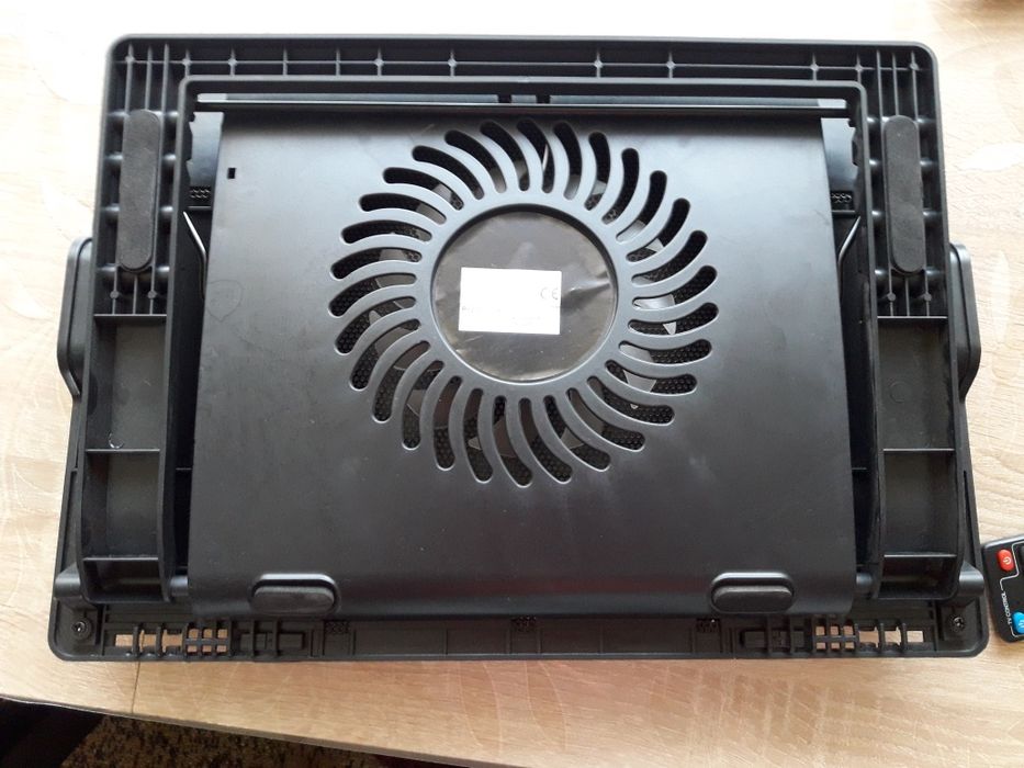 Podkładka chłodząca pod laptopa