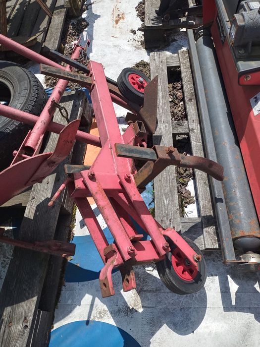 TRAKTOREK dzik terra vari  MF70 kosiarka spychacz pług przyczepka agro