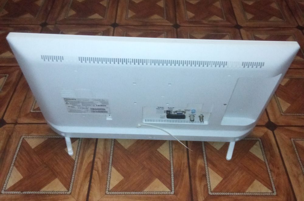 Телевизор Philips FullHD,  24 дг.