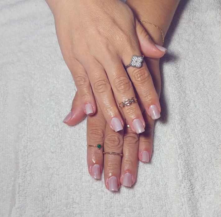 Manicure & Pedicure à domicílio