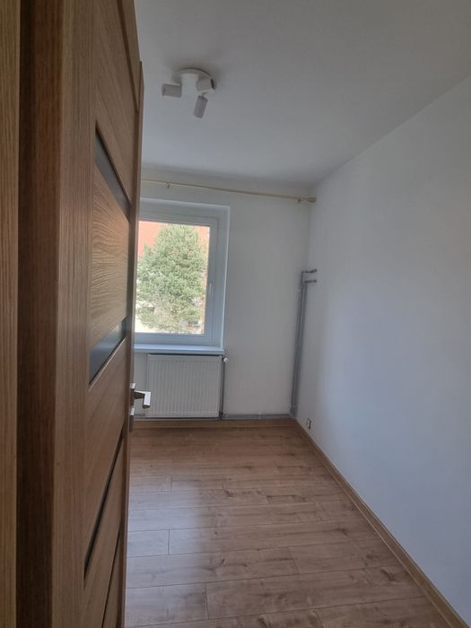 Ul. Tuwima - 3 pokoje po remoncie 1 piętro