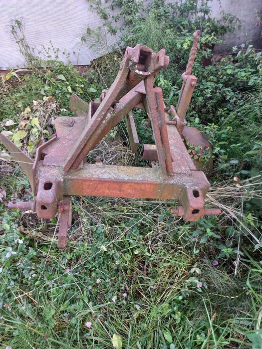 Проодам Плуг  .)