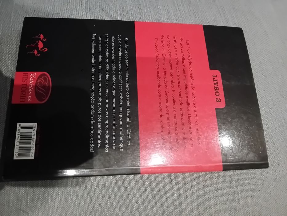 Isabel, a Rainha - O tempo das Cerejas • Ángeles de Irisarri