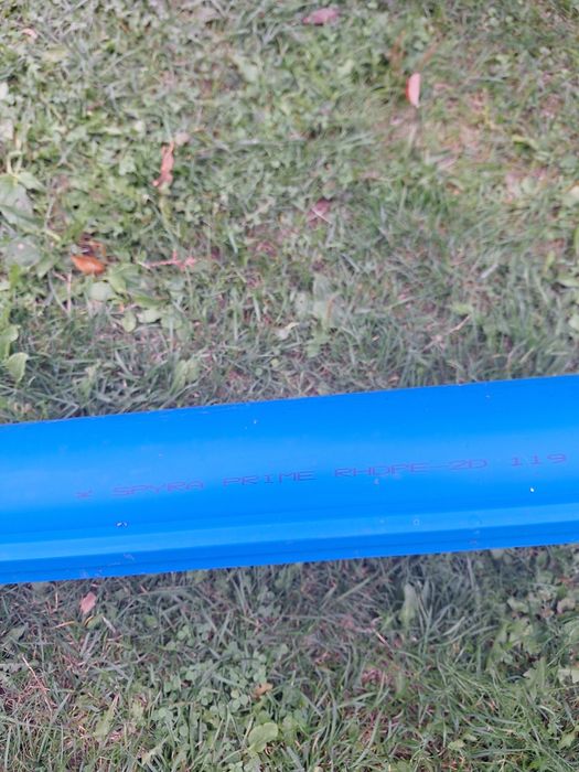 dwudzielna rura osłonowa RHDPE-2D o średnicy zewnętrznej 119 mm