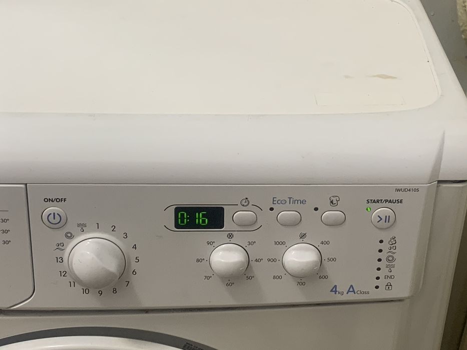 Стиральная машина Indesit 4кг