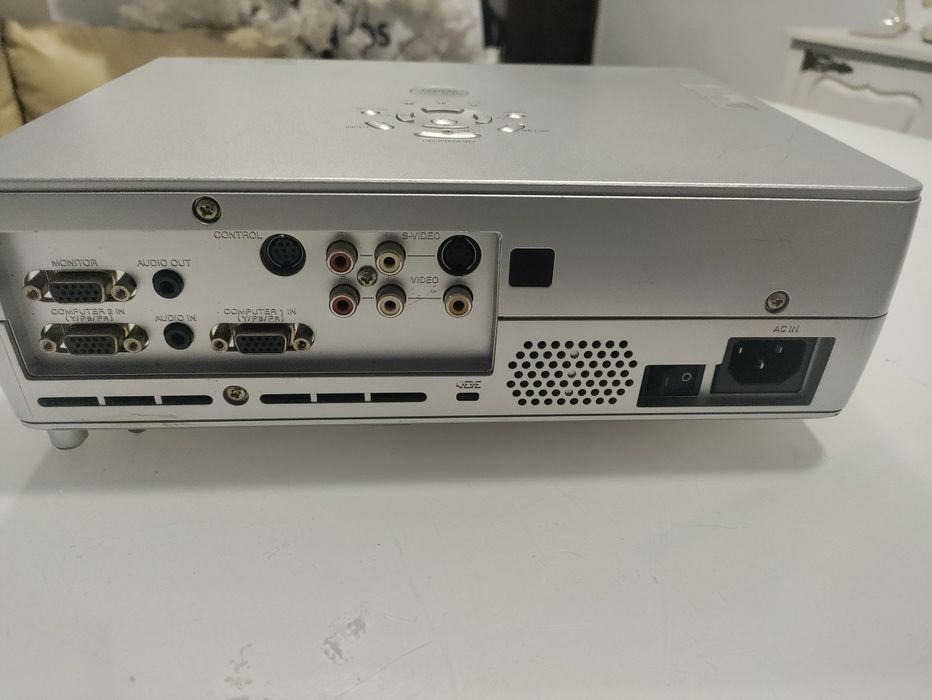 Vídeo projetor Toshiba