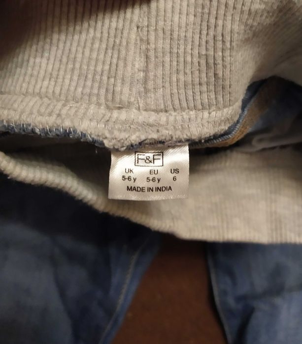 Джинсы F&F, 5-6 лет