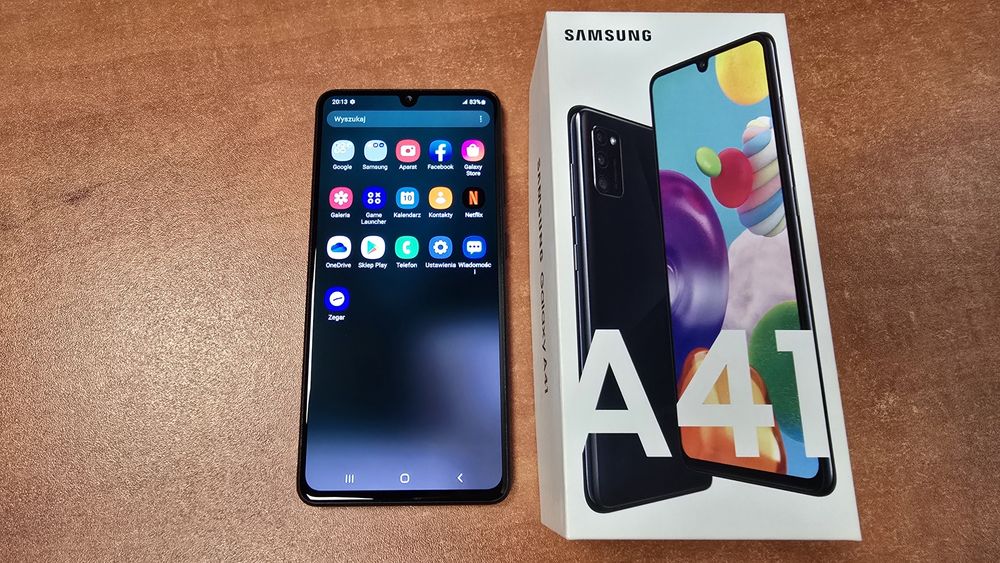 Samsung Galaxy A41 Dual Sim 64GB/4GB RAM czarny, stan bdb