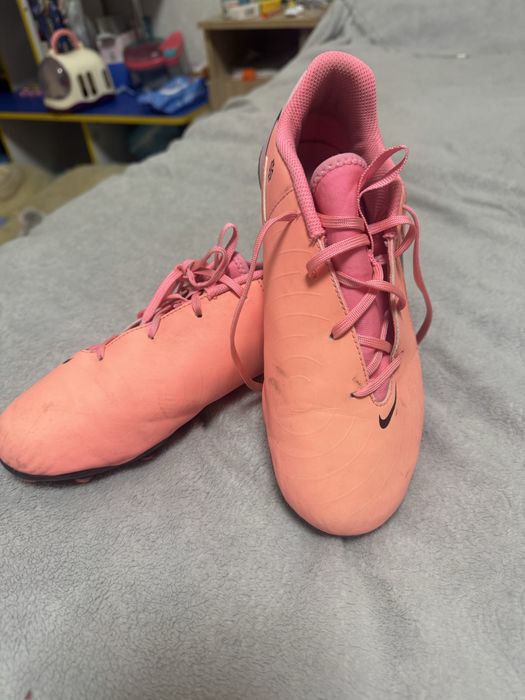 Продам бутсы на мальчика