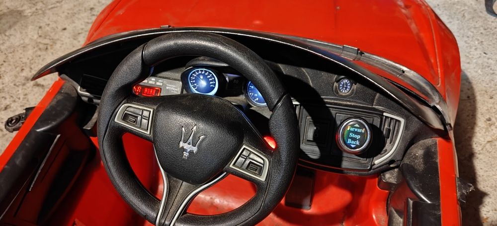 Auto na akumulator z pilotem Maserati