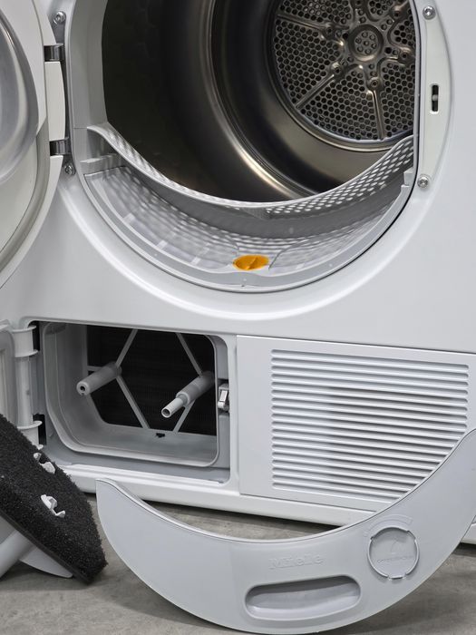 Сушильна машина Miele T1 Active з тепловим насосом на 8 кг A+++