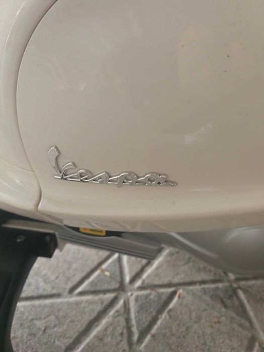 Moto eléctrica de criança