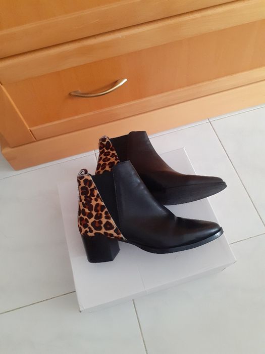 Botas pretas tigreza Cano baixo ( SEASIDE ) C/ Novas