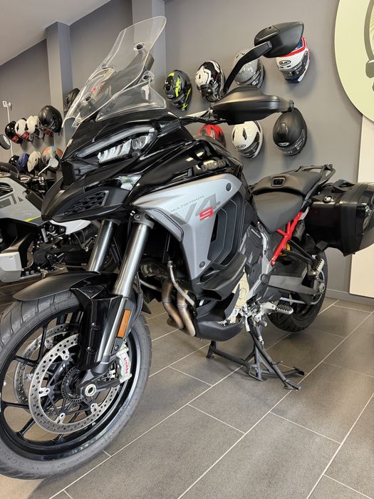 Ducati Multistrada V4 S Travel&Radar