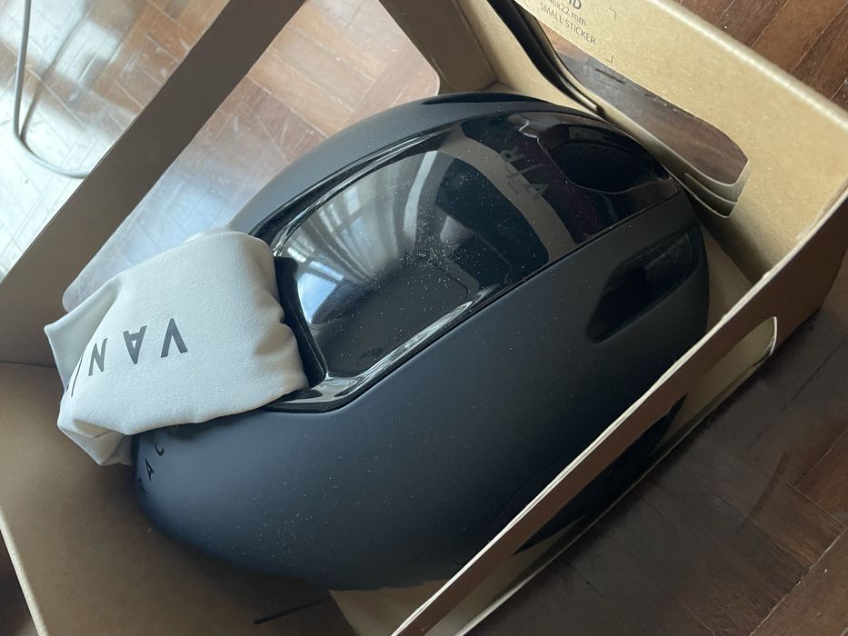 Capacete de Ciclismo de Estrada Aero RCR-F MIPS Preto