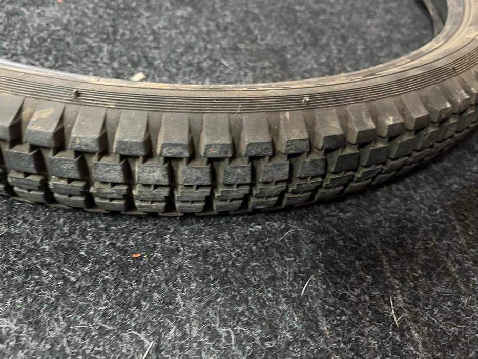 Pneu Zandi Chopper, 20x2.125 - 20€