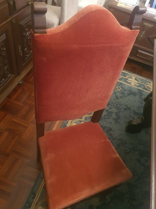 Sala completa estilo século 17.