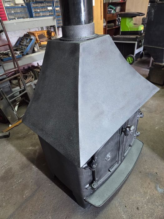 Salamandra em ferro fundido