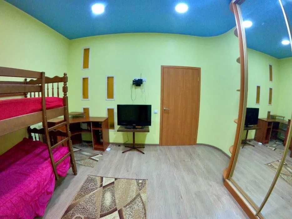 Продається 2к кв 72м кв, ЖК Дмитрівський, м Центральний ринок 20933М