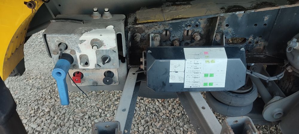 Naczepa podkontenerowa