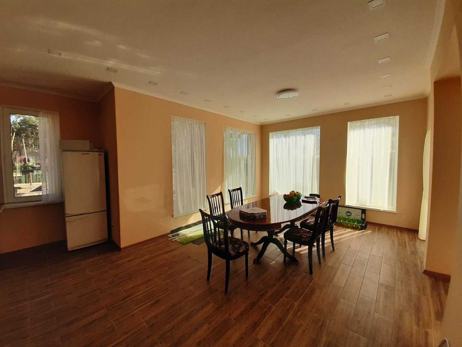 Хотянівка. Будинок 360 кв. Оренда на 1-3 місяці. Генератор. Без %.