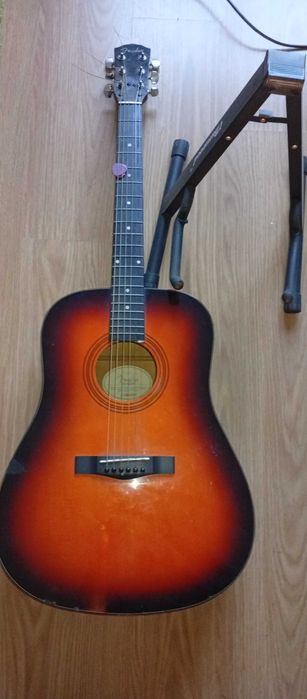 Guitarra acústica Fender