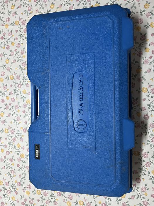 Alicate cravar terminais Cembre