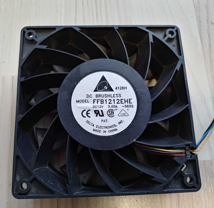 Кулер вентилятор Delta FFB1212EHE 12V 3A