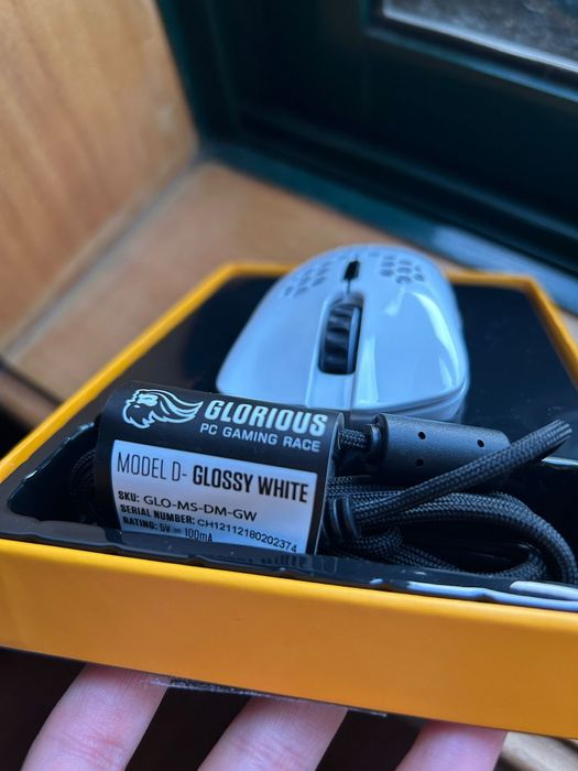 Rato de gaming Glorious Model D branco