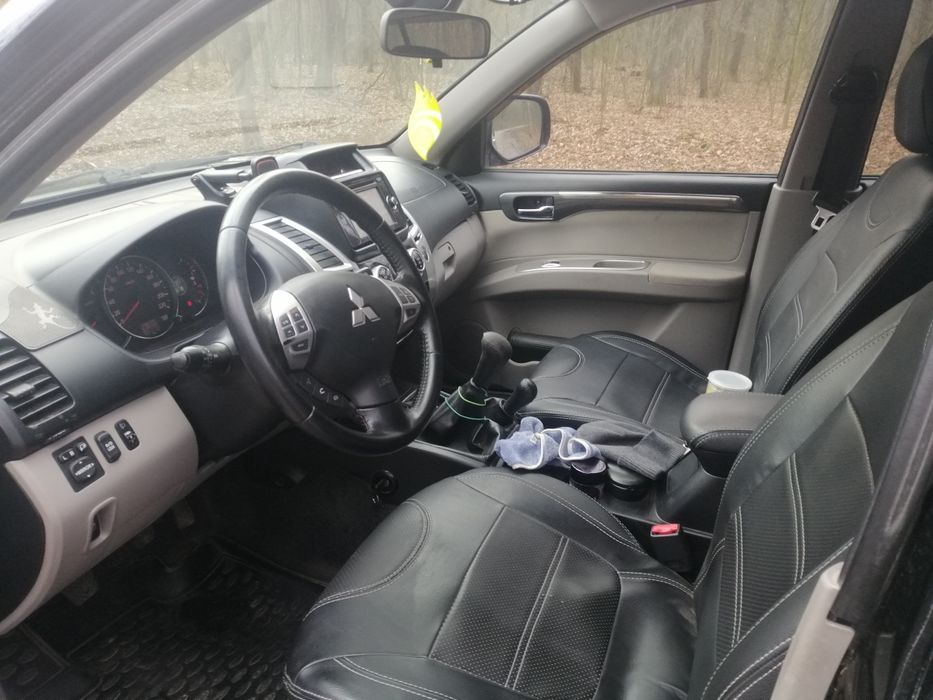 Продам авто паджеро спорт