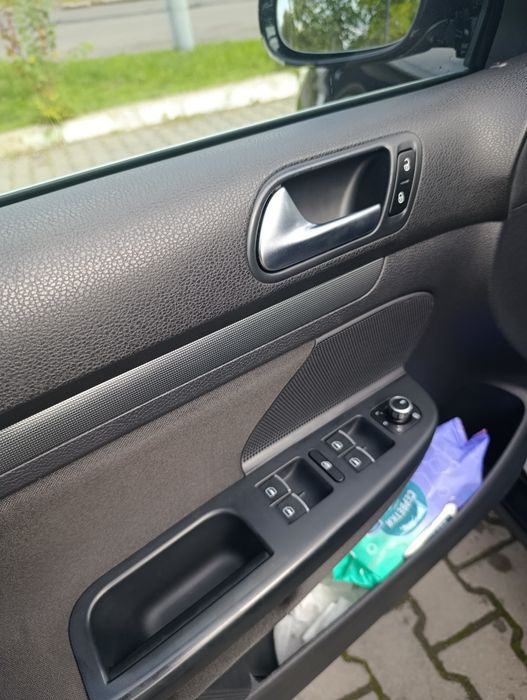 Продам дизельний гольф 6 на автоматі